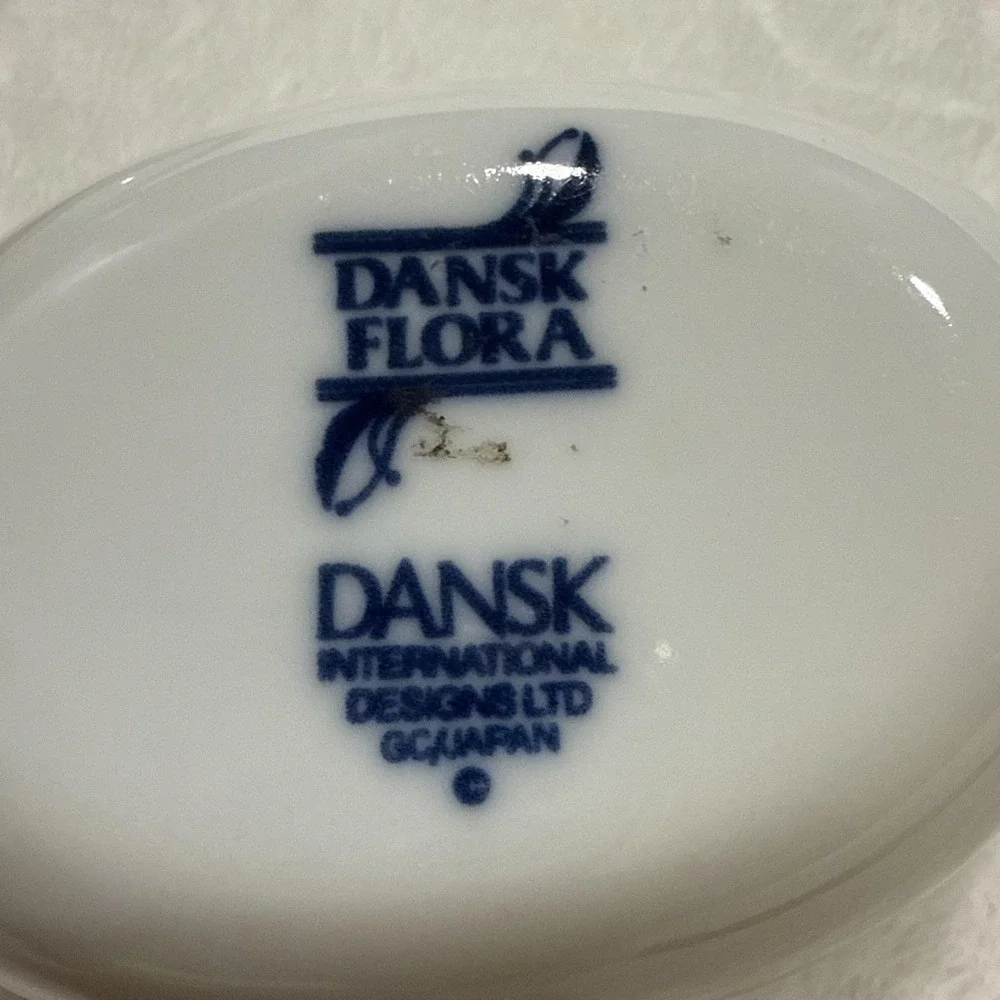 Vintage Dansk Flora Swan Trinket Box White Porcelain Blue Trim Japan